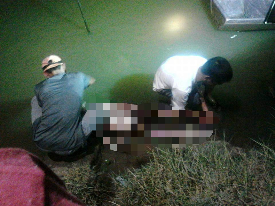 Hơn 9 tiếng thắp đèn tìm kiếm bé trai bị đuối nước ở Nghệ An