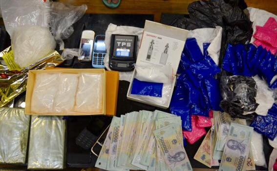 Tang vật vụ án. Ảnh Đức Vũ.