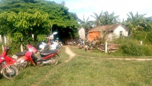 Gia đình nạn nhân đang lo hậu sự cho anh Nội