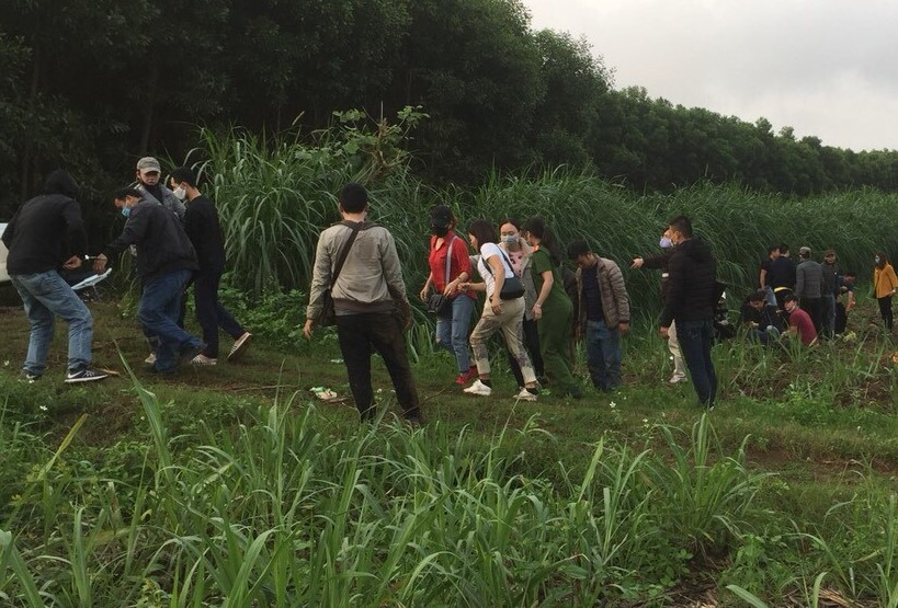 Hơn 40 cảnh sát bao vây hàng chục đối tượng đánh bạc giữa núi rừng