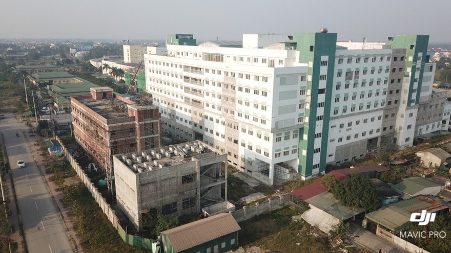 Dự án bệnh viện nghìn tỷ chậm tiến độ: Bệnh viện báo cáo không đúng?