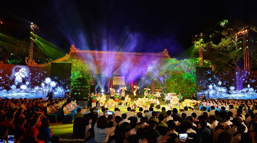 Lắng đọng cầu truyền hình 'Hồ Chí Minh - Sáng ngời ý chí Việt Nam'