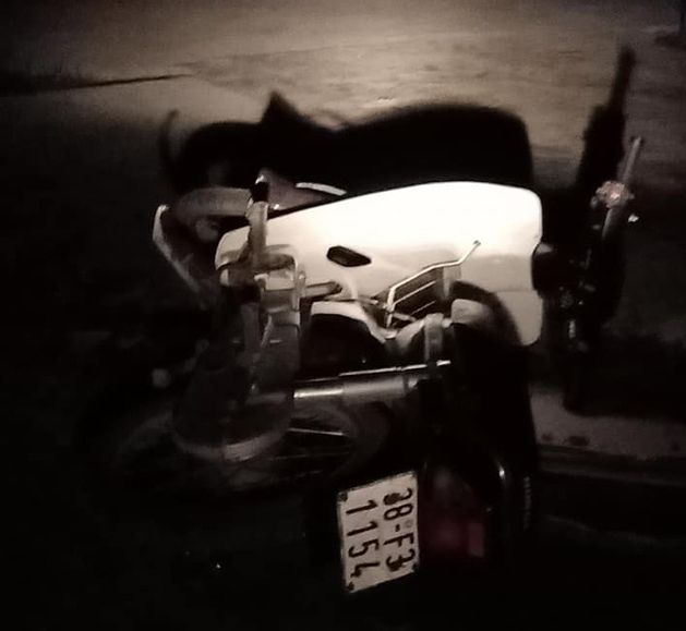 Chiếc xe máy tại hiện trường