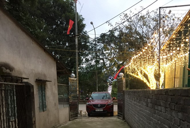 Khởi tố hai cha con trong vụ nam bác sỹ bị đánh hội đồng do mâu thuẫn chỗ đỗ xe