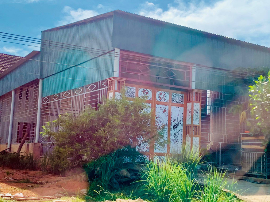 Những ngôi nhà của hộ dân 'bỗng dưng' thoát nghèo sau khi nhận hỗ trợ COVID-19