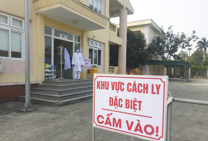 Cập nhật dịch COVID-19: Nhiều tỉnh, thành cách ly, xét nghiệm các ca 'liên quan' Bạch Mai