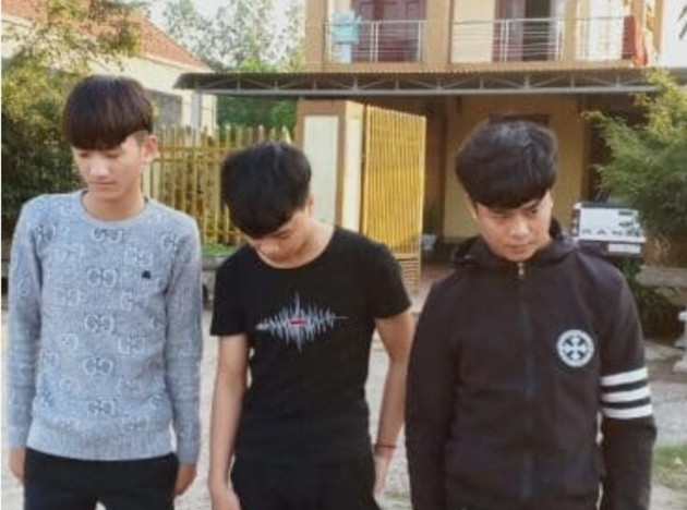 3 thanh niên bị bắt giữ tại CQĐT. Ảnh CACC