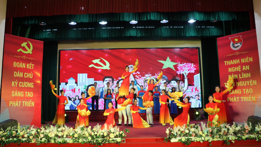 Sôi nổi diễn đàn 'Tuổi trẻ Nghệ An vững ý chí – trọn niềm tin'
