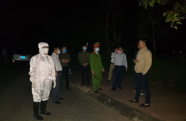 Về từ vùng dịch Covid-19, người đàn ông Nghệ An 'năm lần bảy lượt' xin cách ly 