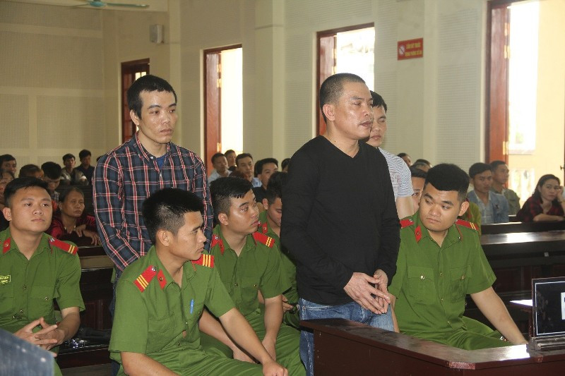 Các bị cáo trong phiên tòa