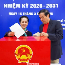 Niềm xúc động của NSND Lan Hương 