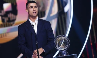 Ronaldo trở thành tỷ phú đầu tiên trong lịch sử bóng đá