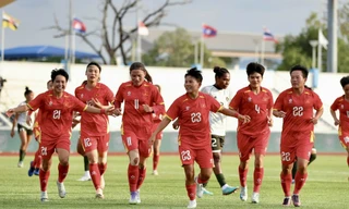 Chung kết bóng đá nữ SEA Games 33: HLV Mai Đức Chung hứa tiếp mạch thắng, Bích Thùy thích gặp Thái Lan