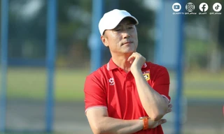 HLV Ha Hyeok-jun kết thúc mối lương duyên với bóng đá Lào