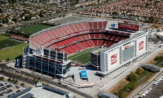 Tiền đỗ xe ở World Cup 2026 còn... đắt hơn tiền vé, con gà đẻ trứng vàng mới của FIFA