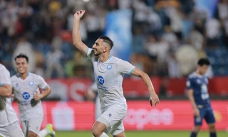 Lâm Ti Phông toả sáng, Nam Định thắng nhọc Svay Rieng ở cúp C1 Đông Nam Á 2025