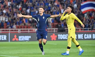 Trước giờ so tài tuyển Việt Nam, Malaysia chọn Thái Lan làm 'quân xanh'