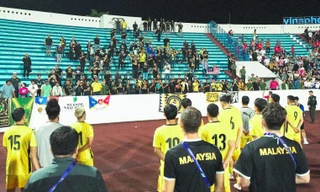 HLV tuyển Malaysia kêu gọi NHM 'tha' cho các tuyển thủ sau trận thua Việt Nam