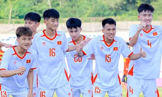 U17 Việt Nam thắng như đi dạo