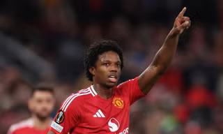 Thành viên cuối cùng của 'bộ ngũ thất sủng' trên đường rời MU