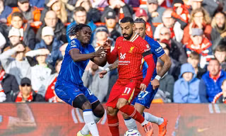 Liverpool và Chelsea hưởng lợi khi Arsenal thắng trận tại Champions League