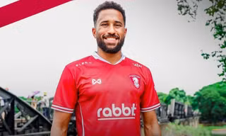 Trợ lý của HLV Kim Sang-sik sang Thai League, dẫn dắt cựu tuyển thủ Anh