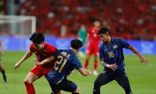 Trực tiếp chung kết SEA Games 33 U22 Việt Nam vs U22 Thái Lan 0-2 (H2): U22 Việt Nam vào thế khó