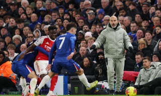 HLV Maresca chỉ trích trọng tài bất công khiến Chelsea thiệt thòi trước Arsenal