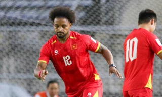 Trực tiếp Việt Nam vs Lào (19h00 ngày 19/11): Chỉnh lại thước ngắm