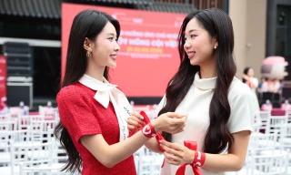 Dàn Á hậu, người đẹp thổi bùng ngọn lửa thiện nguyện tại chương trình ‘Giọt hồng Cội Việt’