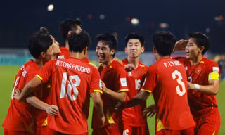 'HLV Kim Sang-sik kiểm soát tốt kịch bản trận đấu và thu lại kết quả có lợi'