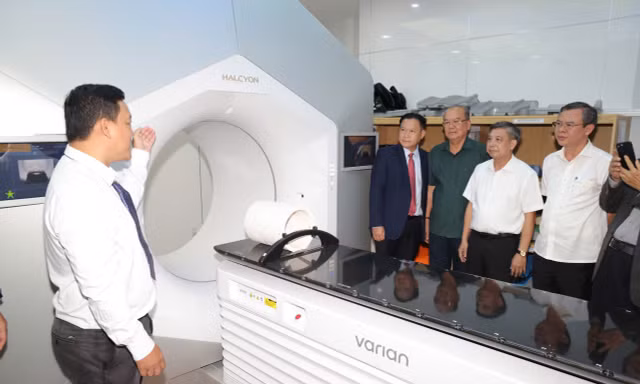 Cần Thơ chính thức vận hành máy xạ trị ung thư theo chỉ đạo của Thủ tướng