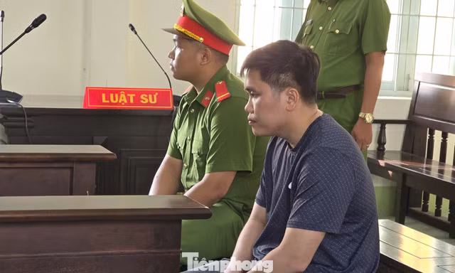 Ngày 15/10, TAND Vĩnh Long tuyên án tài xế Nguyễn Văn Bảo Trung về vi phạm giao thông gây chết người, vụ án gây xôn xao dư luận.