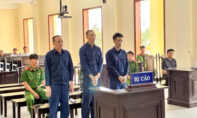 Cựu Chủ tịch, Tổng Giám đốc Công ty CP Xây dựng hạ tầng KCN Cần Thơ hầu tòa