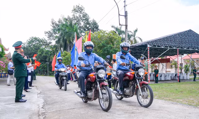 Đội K92, K93 lên đường sang Campuchia tìm hài cốt liệt sĩ