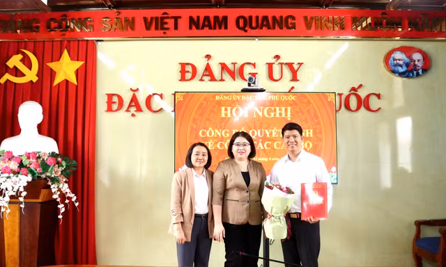 Thượng tá Công an làm Chánh Văn phòng Đảng ủy đặc khu Phú Quốc