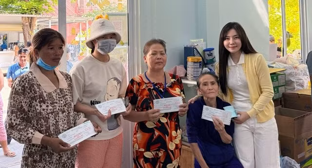 Cô gái ở TPHCM 3 năm liền đóng viện phí cho người lạ gây sốt mạng xã hội
