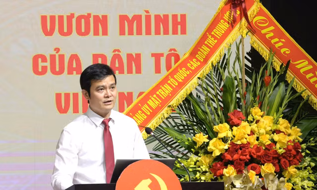 Phát huy vai trò hạt nhân chính trị, lãnh đạo, định hướng toàn diện