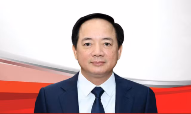 Chân dung Trưởng Ban Tuyên giáo và Dân vận Trung ương Trịnh Văn Quyết