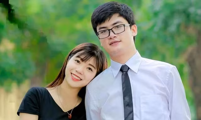 Mạnh dạn gửi kết bạn Facebook, cô gái làm vợ cựu thí sinh Olympia