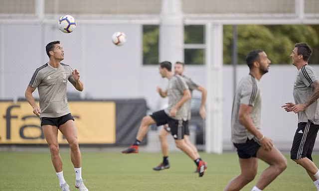 Ronaldo nỗ lực tập luyện để cải thiện thành tích ghi bàn tại Juventus.