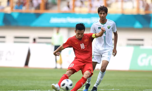 Bàn thắng của Văn Quyết lọt Top 10 vòng bảng ASIAD 2018