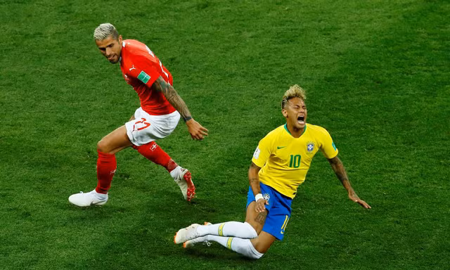 HLV Brazil lo sốt vó vì chấn thương của Neymar