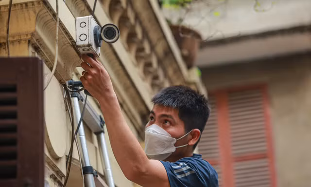Cận cảnh 'mắt thần' xuất hiện từng ngõ, phố Thủ đô