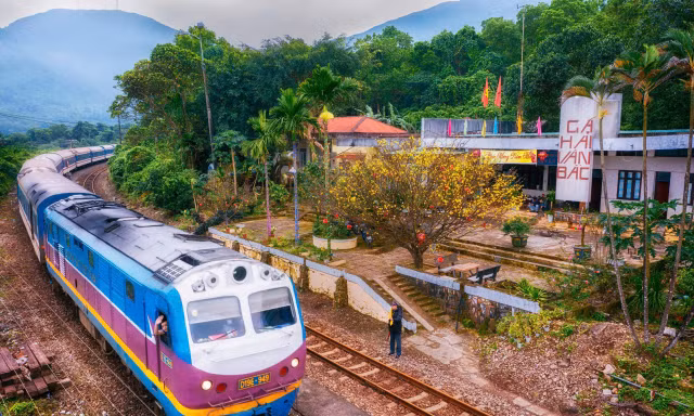 Hợp nhất Công ty vận tải đường sắt Hà Nội và Sài Gòn 