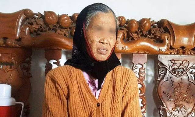 Vụ cha sát hại con, ném xuống sông Hàn: Bà nội đau đớn chờ tin cháu