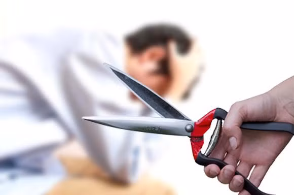 Một người đàn ông bị cắt bay "của quý" trên đồi cao su