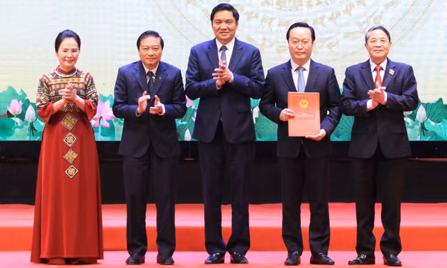 Nghệ An công bố thực hiện chính quyền địa phương 2 cấp