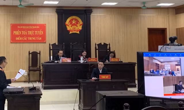 Tiến sỹ trộm cắp tài sản lĩnh án tù