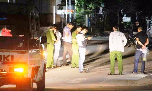 Chủ tịch phường bị 2 kẻ lạ mặt tấn công trên đường